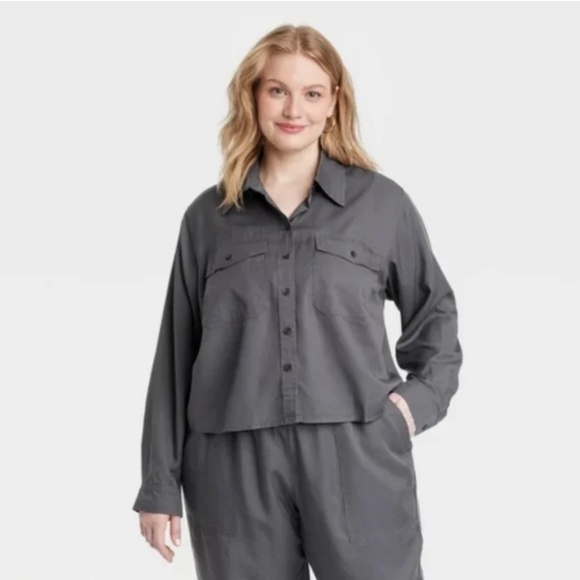 Universal Thread Utility Cropped Button Dow - Picture 1 of 5